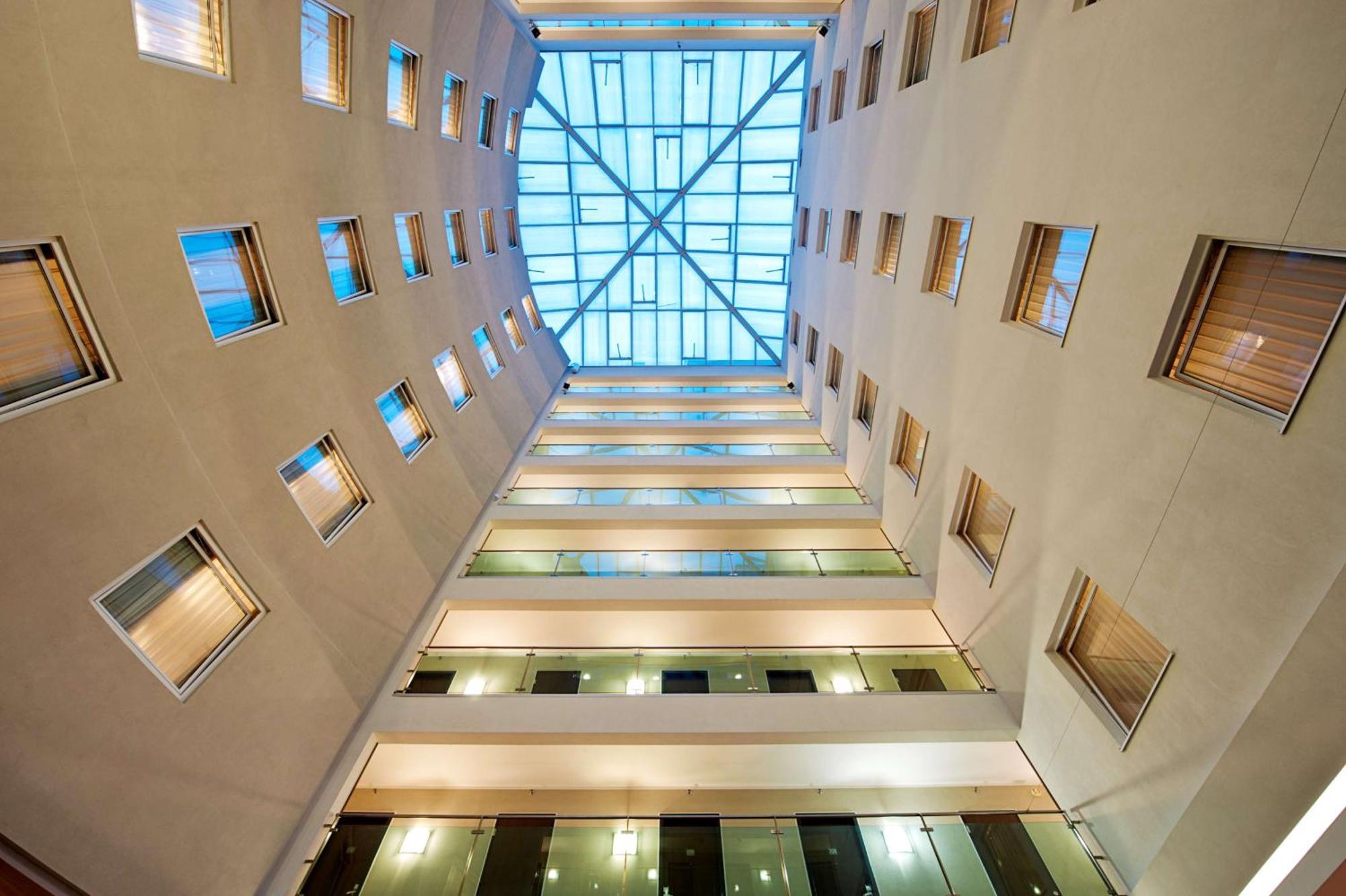 Nh Budapest City Exterior photo