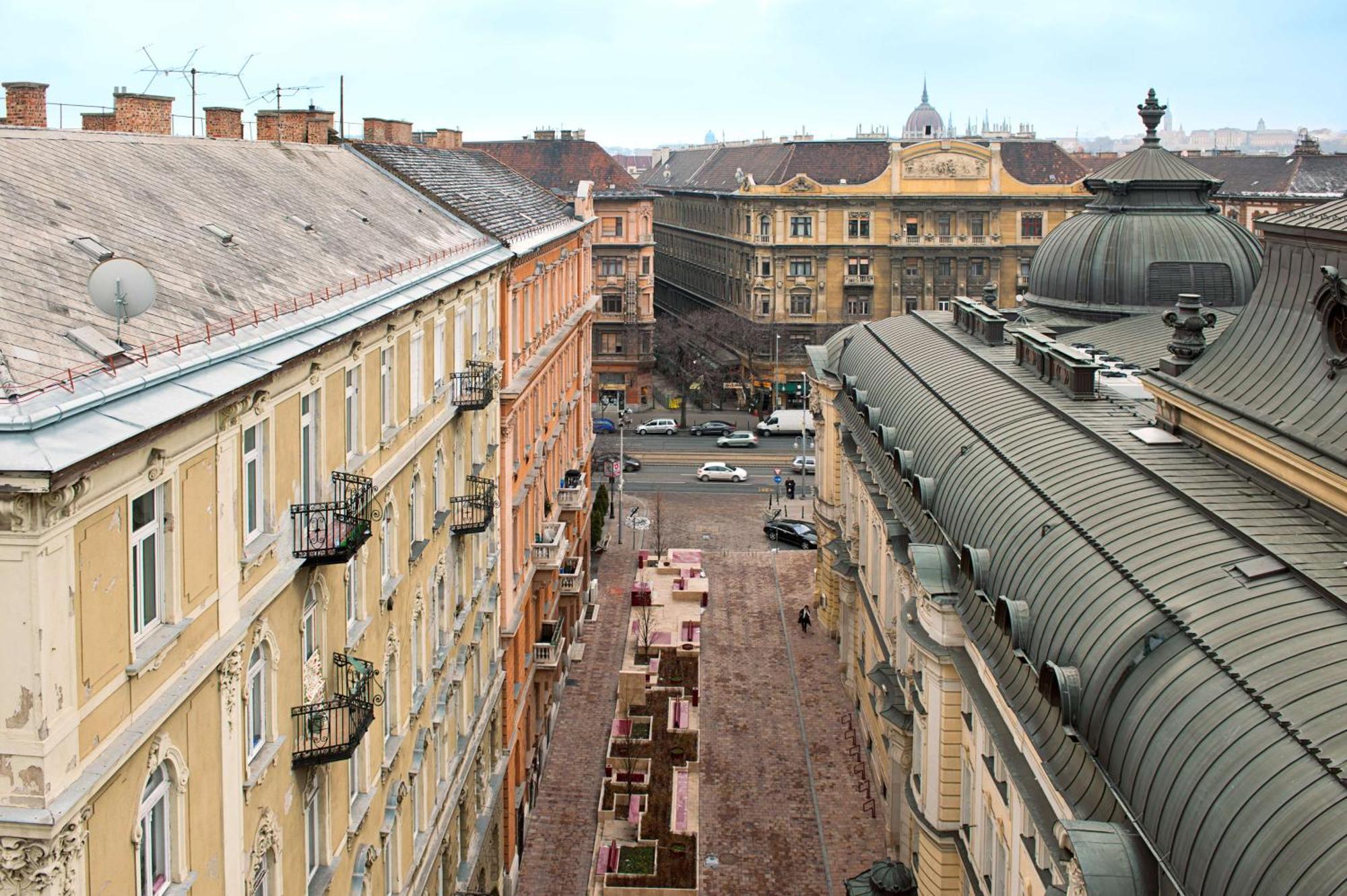 Nh Budapest City Exterior photo